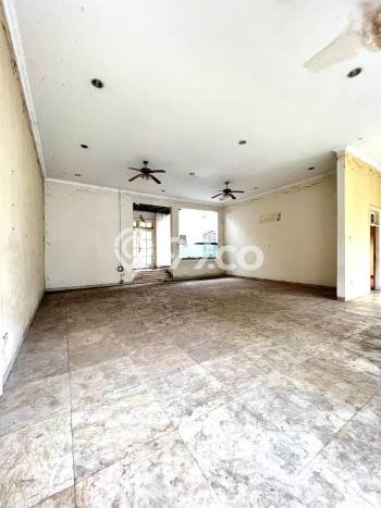 PENAWARAN TERBATAS! Rumah Berkualitas area Senopati, LT 652m² Bangunan 480m² PENAWARAN TERBATAS! Rumah Berkualitas area Senopati, LT 652m² Bangunan 480m²