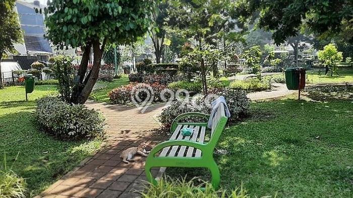 Rumah Elit LB 125m2 Siap Pakai Desain Elegan di Kedoya Baru, Jakarta Barat Rumah Elit LB 125m2 Siap Pakai Desain Elegan di Kedoya Baru, Jakarta Barat