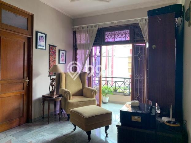 Rumah Bagus area Tebet, Jakarta Selatan, LT 130m², LB 150m² Rumah Bagus area Tebet, Jakarta Selatan, LT 130m², LB 150m²