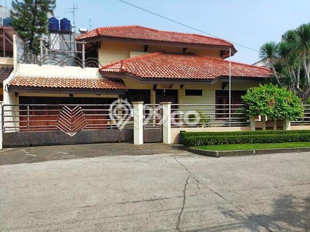 Dijual Rumah Luas Megah Dengan View Cantik di Pluit, Jakarta Utara Dijual Rumah Luas Megah Dengan View Cantik di Pluit, Jakarta Utara