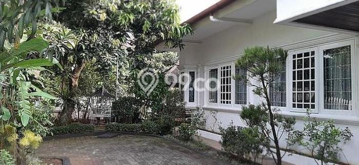 Hunian Elit LB 353m2 Siap Pakai Desain Elegan di Lebak Bulus, Jakarta Selatan Hunian Elit LB 353m2 Siap Pakai Desain Elegan di Lebak Bulus, Jakarta Selatan