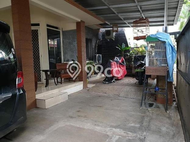Rumah Elit Modern Siap Huni di Warung Buncit Jakarta Selatan Rumah Elit Modern Siap Huni di Warung Buncit Jakarta Selatan