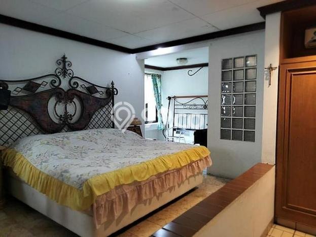 Jual Rumah Luas Elegan Dengan View Eksklusif di Tanjung Duren, Jakarta Barat Jual Rumah Luas Elegan Dengan View Eksklusif di Tanjung Duren, Jakarta Barat