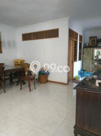 Rumah Luxury Modern Tanpa Renovasi di Salemba Jakarta Pusat Rumah Luxury Modern Tanpa Renovasi di Salemba Jakarta Pusat
