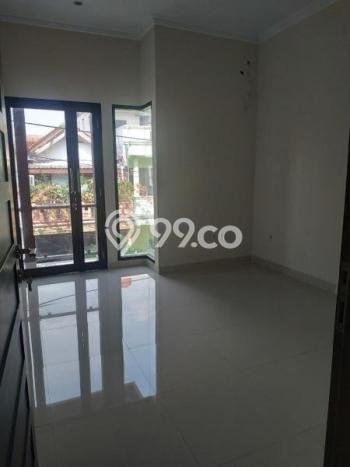 For Sale! Premium House LT 104m2 Desain Modern di Otista For Sale! Premium House LT 104m2 Desain Modern di Otista