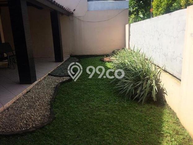 Rumah Mewah Siap Huni LT 175m2 di Cinere, Depok Rumah Mewah Siap Huni LT 175m2 di Cinere, Depok