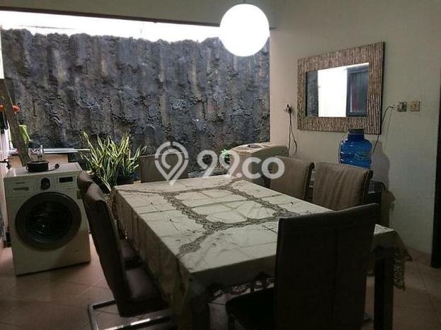 Rumah Mewah Siap Huni LT 175m2 di Cinere, Depok Rumah Mewah Siap Huni LT 175m2 di Cinere, Depok