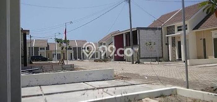 Rumah Lokasi Strategis di Sedati, Sidoarjo, LT 90m2m² Bangunan 36m2m² Rumah Lokasi Strategis di Sedati, Sidoarjo, LT 90m2m² Bangunan 36m2m²