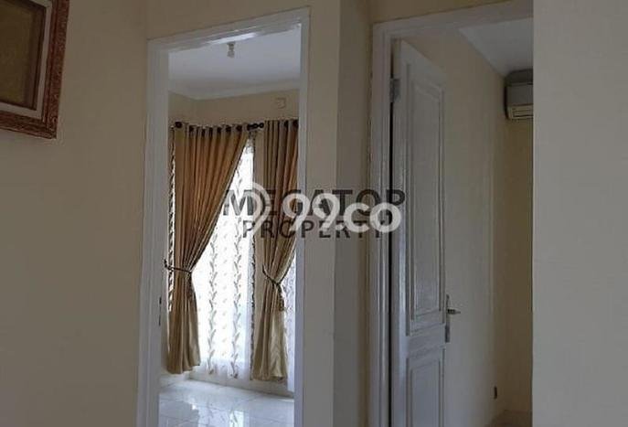 For Sale Hunian Rumah Nyaman 3 Kamar di BSD, Tangerang For Sale Hunian Rumah Nyaman 3 Kamar di BSD, Tangerang