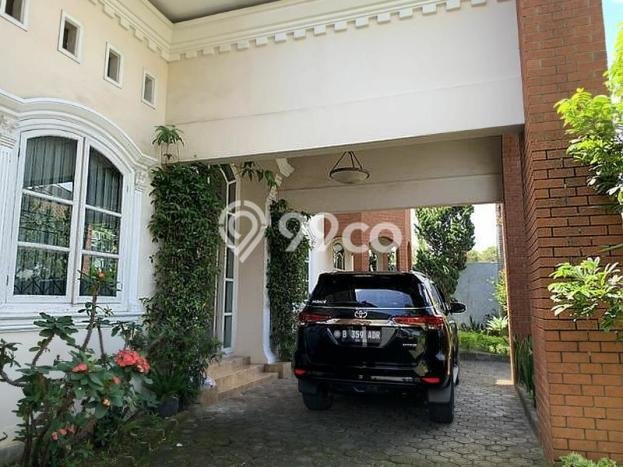 Ready to Use! Premium House LT 1055m2 Desain Modern di Setra Duta Ready to Use! Premium House LT 1055m2 Desain Modern di Setra Duta