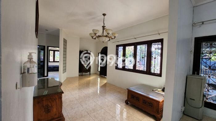RUMAH MEWAH 1 1/2 LANTAI FULLY FURNISHED DI PERUMAHAN WIKA BALIKPAPAN RUMAH MEWAH 1 1/2 LANTAI FULLY FURNISHED DI PERUMAHAN WIKA BALIKPAPAN