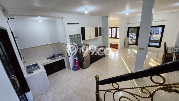 RUMAH MEWAH 1 1/2 LANTAI FULLY FURNISHED DI PERUMAHAN WIKA BALIKPAPAN RUMAH MEWAH 1 1/2 LANTAI FULLY FURNISHED DI PERUMAHAN WIKA BALIKPAPAN