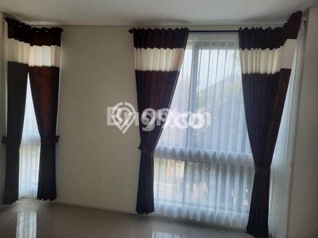 Jual Rumah Eksklusif 2 KT di Citraland, Surabaya Jual Rumah Eksklusif 2 KT di Citraland, Surabaya