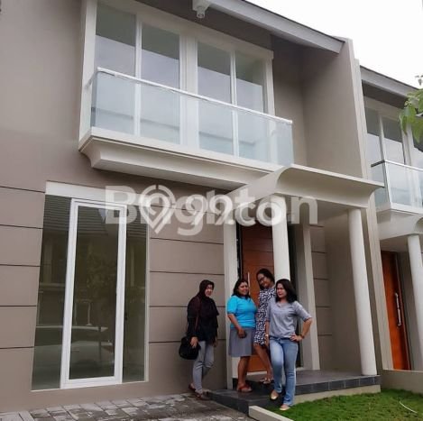 Disewakan! Rumah 3 Kamar Tidur &
2 Kamar Mandi di Sambiroto, Semarang Disewakan! Rumah 3 Kamar Tidur &
2 Kamar Mandi di Sambiroto, Semarang