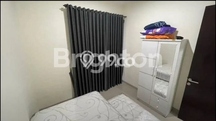 Disewakan! Rumah 3 Kamar Tidur &
2 Kamar Mandi di Sambiroto, Semarang Disewakan! Rumah 3 Kamar Tidur &
2 Kamar Mandi di Sambiroto, Semarang