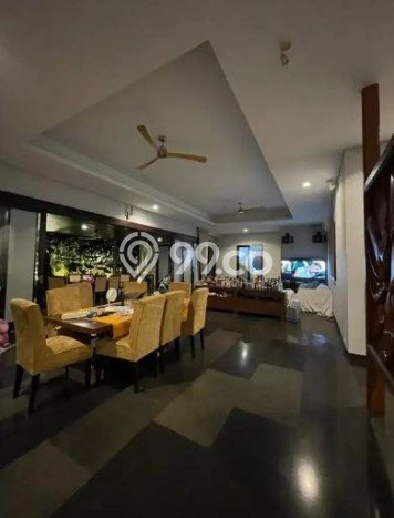 Ready to Use! Luxury House LT 1150m2 Desain Elegan di Kemang Ready to Use! Luxury House LT 1150m2 Desain Elegan di Kemang