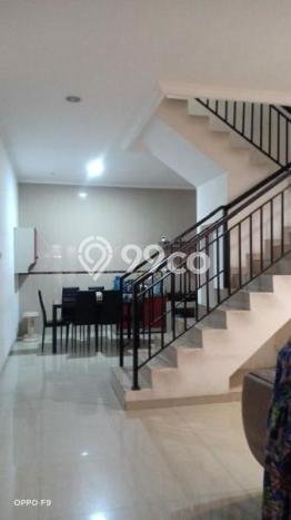 Dijual Rumah Mewah Megah Dengan View Eksklusif di Tanjung Duren, Jakarta Barat Dijual Rumah Mewah Megah Dengan View Eksklusif di Tanjung Duren, Jakarta Barat