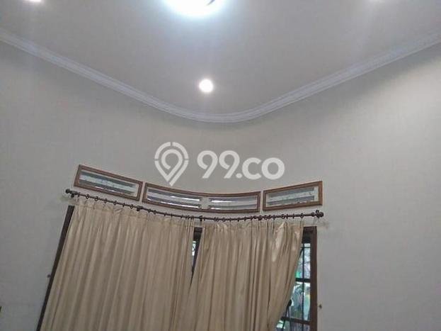 NEW LISTING! Rumah Strategis area Coblong, Luas 680m2m² LB 450m2m² NEW LISTING! Rumah Strategis area Coblong, Luas 680m2m² LB 450m2m²