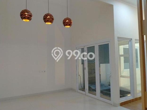 Rumah LB 185m² Dekat dengan Akses Transportasi, Depok - Lokasi Strategis Rumah LB 185m² Dekat dengan Akses Transportasi, Depok - Lokasi Strategis