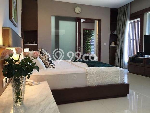 Dijual Rumah Mewah Megah Dengan View Eksklusif di Gading Serpong, Tangerang Dijual Rumah Mewah Megah Dengan View Eksklusif di Gading Serpong, Tangerang