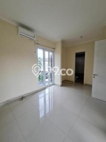 Rumah Minimalis di Gading Serpong, Tangerang, Luas 180m² LB 170m² Rumah Minimalis di Gading Serpong, Tangerang, Luas 180m² LB 170m²