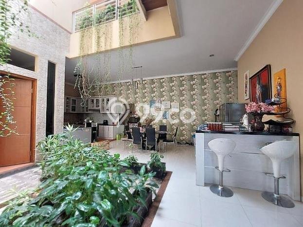 Rumah Elit Modern Tanpa Renovasi di Grand Wisata Bekasi Rumah Elit Modern Tanpa Renovasi di Grand Wisata Bekasi