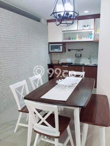Rumah Premium LT 144m2m² / LB 200m2m² di Kompleks Perumahan , Jakarta Timur Rumah Premium LT 144m2m² / LB 200m2m² di Kompleks Perumahan , Jakarta Timur