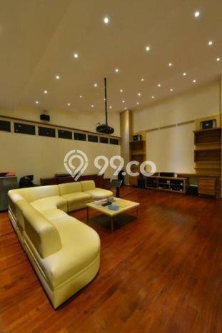 Jual Rumah Mewah Elegan Dengan View Cantik di Alam Sutera, Tangerang Jual Rumah Mewah Elegan Dengan View Cantik di Alam Sutera, Tangerang