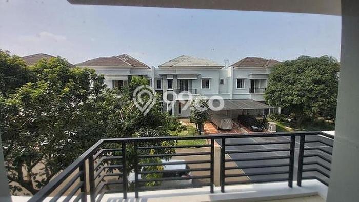Rumah Elit LB 218m2 Siap Huni Desain Elegan di Gading Serpong, Tangerang Rumah Elit LB 218m2 Siap Huni Desain Elegan di Gading Serpong, Tangerang
