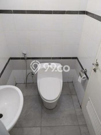 Rumah Strategis Gading Serpong, Tangerang, Luas 126m² Bangunan 122m² Rumah Strategis Gading Serpong, Tangerang, Luas 126m² Bangunan 122m²