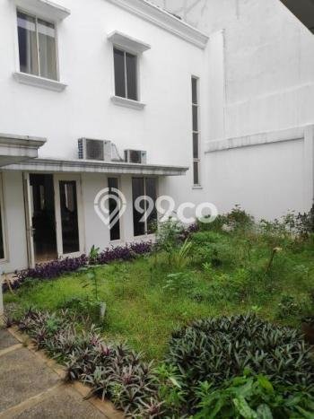 Rumah Mewah LB 400m2 Siap Huni Desain Elegan di Gading Serpong The Spring, Tangerang Rumah Mewah LB 400m2 Siap Huni Desain Elegan di Gading Serpong The Spring, Tangerang