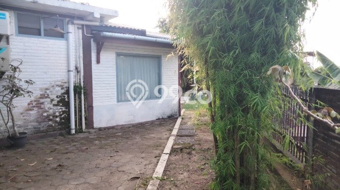 Dijual Cepat Rumah Bagus Siap Huni LB 93m2 di Umbulharjo, Yogyakarta Dijual Cepat Rumah Bagus Siap Huni LB 93m2 di Umbulharjo, Yogyakarta