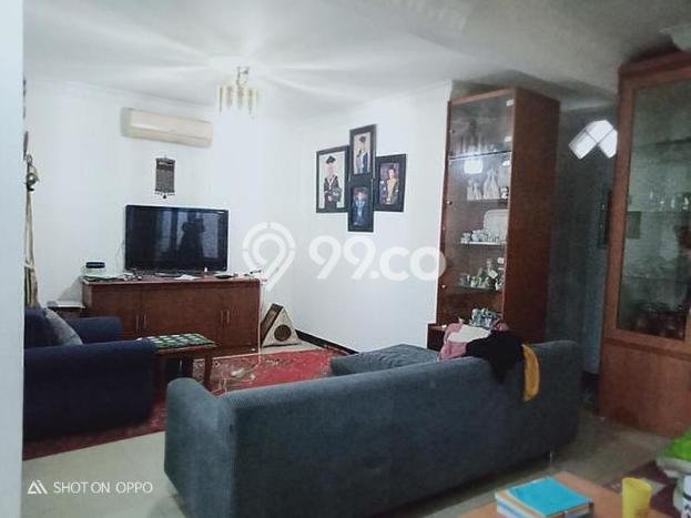 Rumah Berkualitas Arcamanik, Bandung, LT 124m2m² Bangunan 150m2m² Rumah Berkualitas Arcamanik, Bandung, LT 124m2m² Bangunan 150m2m²