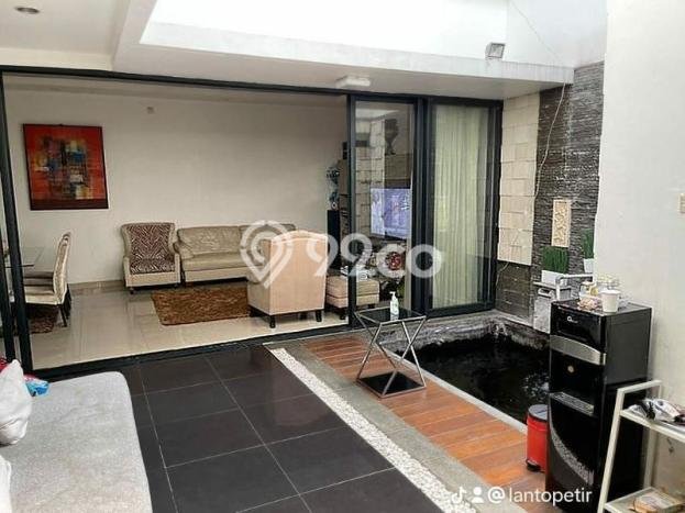 Jual Cepat Rumah 4 Kamar Tidur di Kawasan Perumahan Bintaro, Tangerang Selatan Jual Cepat Rumah 4 Kamar Tidur di Kawasan Perumahan Bintaro, Tangerang Selatan