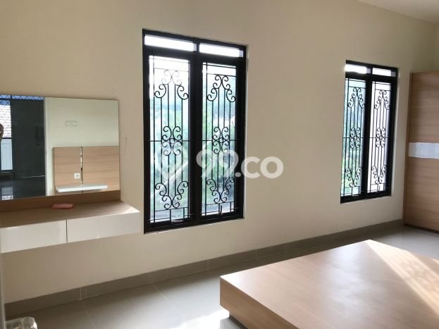 Rumah Modern 4 Kamar LT 140m2 di Cikarang Rumah Modern 4 Kamar LT 140m2 di Cikarang