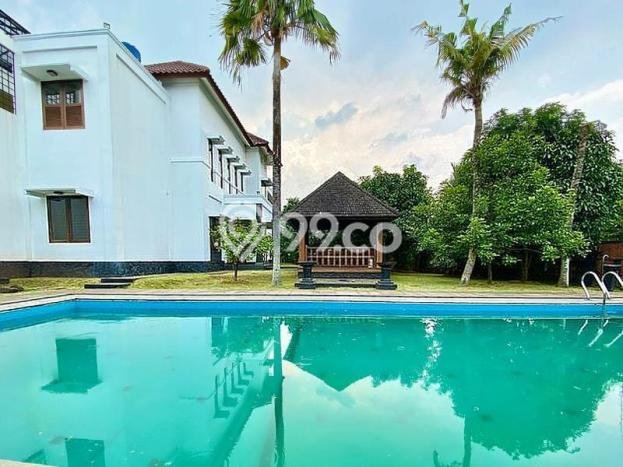Rumah Elit LB 1772m2 Siap Huni Desain Elegan di Sukmajaya, Depok Rumah Elit LB 1772m2 Siap Huni Desain Elegan di Sukmajaya, Depok