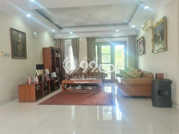 Rumah Elit LB 1000m2 Siap Pakai Desain Elegan di BSD, Tangerang Rumah Elit LB 1000m2 Siap Pakai Desain Elegan di BSD, Tangerang