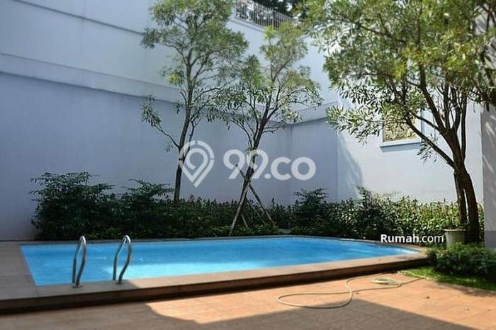 Ready to Use! Luxury House LT 818m2 Desain Modern di Pondok Indah Ready to Use! Luxury House LT 818m2 Desain Modern di Pondok Indah