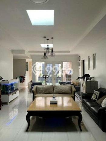 Rumah Elit LB 450m2 Siap Pakai Desain Elegan di Alam Sutera, Tangerang Rumah Elit LB 450m2 Siap Pakai Desain Elegan di Alam Sutera, Tangerang