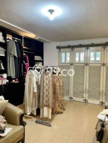 Rumah Elit LB 450m2 Siap Pakai Desain Elegan di Alam Sutera, Tangerang Rumah Elit LB 450m2 Siap Pakai Desain Elegan di Alam Sutera, Tangerang