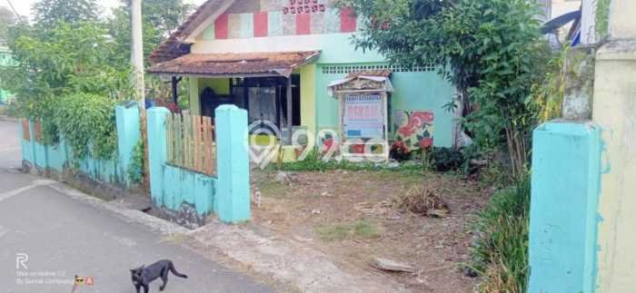 Dijual Rumah 4 Kamar Lokasi Strategis Bagus dan Strategis di Tanjung Karang Pusat Dijual Rumah 4 Kamar Lokasi Strategis Bagus dan Strategis di Tanjung Karang Pusat