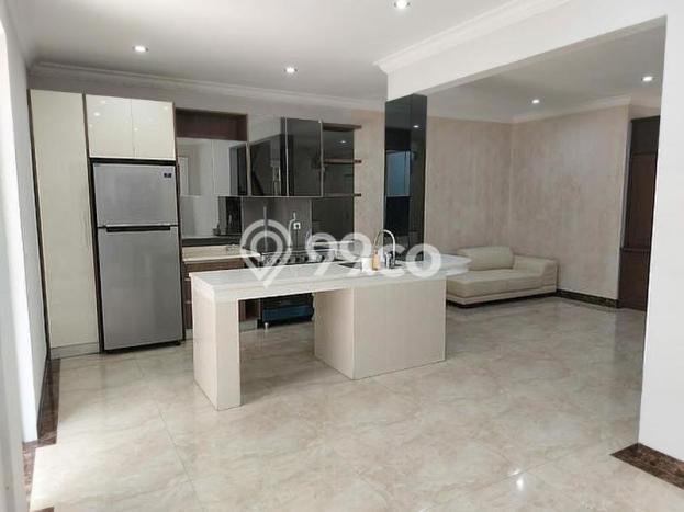 Jual Rumah Luas Megah Dengan View Cantik di Alam Sutera, Tangerang Jual Rumah Luas Megah Dengan View Cantik di Alam Sutera, Tangerang