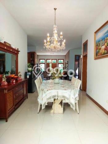 Rumah Elit Modern Tanpa Renovasi di Warung Buncit Jakarta Selatan Rumah Elit Modern Tanpa Renovasi di Warung Buncit Jakarta Selatan