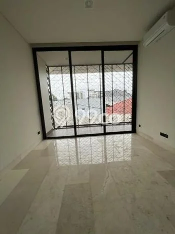 Hunian Mewah LB 289m2 Siap Pakai Desain Elegan di Kemang, Jakarta Selatan Hunian Mewah LB 289m2 Siap Pakai Desain Elegan di Kemang, Jakarta Selatan