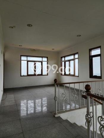Rumah Mewah LB 300m2 Siap Huni Desain Elegan di Dago, Bandung Rumah Mewah LB 300m2 Siap Huni Desain Elegan di Dago, Bandung