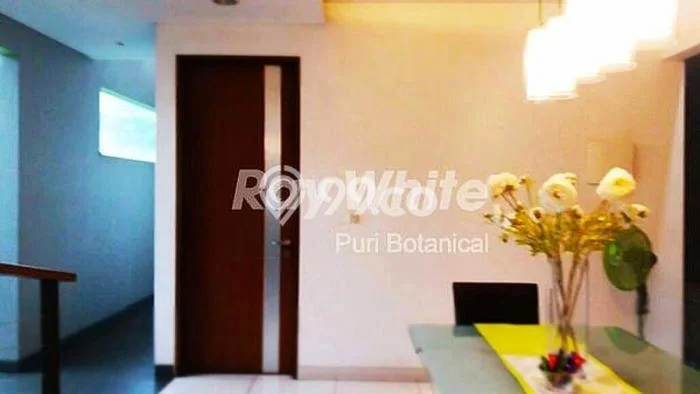 For Sale! Luxury House LT 300m2 Desain Modern di Joglo For Sale! Luxury House LT 300m2 Desain Modern di Joglo
