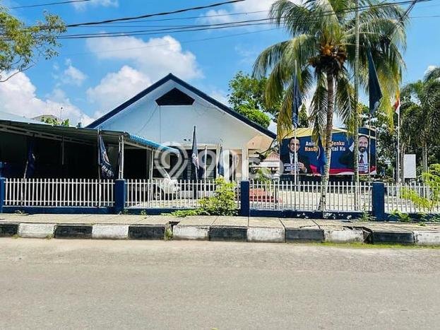 Siap Huni Rumah Mewah 4 Kamar di Pekanbaru Kota Dekat ke Mana Pun Siap Huni Rumah Mewah 4 Kamar di Pekanbaru Kota Dekat ke Mana Pun