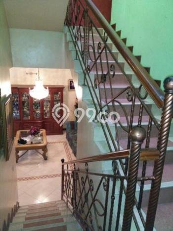 Rumah Luxury Modern Tanpa Renovasi di Rempoa Tangerang Rumah Luxury Modern Tanpa Renovasi di Rempoa Tangerang