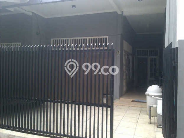For Sale Rumah 3 Kamar Lokasi Strategis Bagus dan Strategis di Tebet For Sale Rumah 3 Kamar Lokasi Strategis Bagus dan Strategis di Tebet