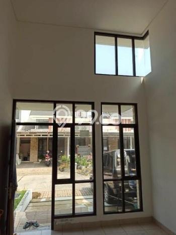 Rumah Siap Huni 2 KT 1 KM di Cikupa Citra Raya, Tangerang Rumah Siap Huni 2 KT 1 KM di Cikupa Citra Raya, Tangerang